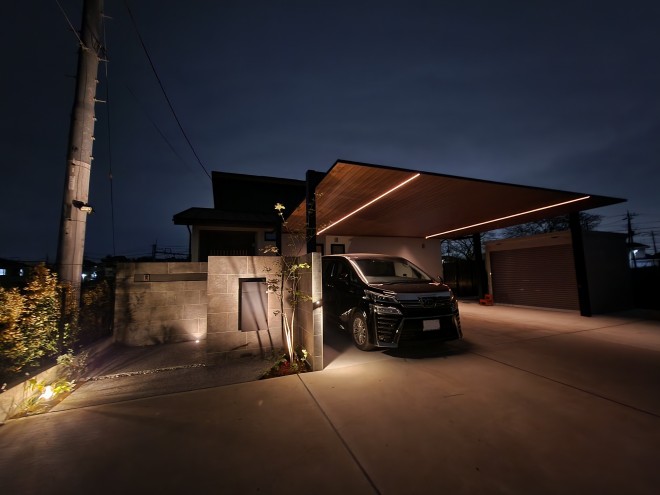 光のイノベーション　三協アルミ　F2 木目調カーポート